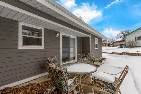 4509 Ashley Dr, Mchenry, IL 60050 photo 8