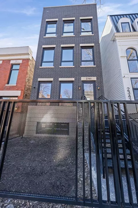 2341 W Belden Ave #1, Chicago, IL 60647