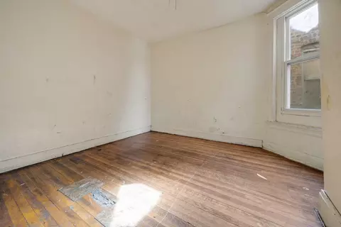 Bedroom - 7241 S Yale Ave, Chicago, IL 60621 photo 7 of 7
