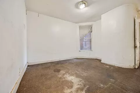 Bedroom - 7241 S Yale Ave, Chicago, IL 60621 photo 4 of 7