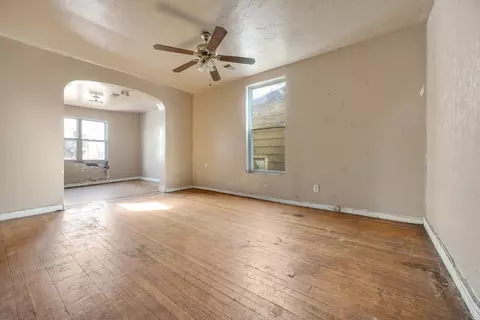 Living - 7241 S Yale Ave, Chicago, IL 60621 photo 4 of 4
