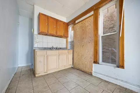 Kitchen - 7241 S Yale Ave, Chicago, IL 60621 photo 2 of 2
