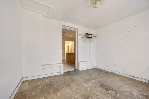 Bedroom - 7241 S Yale Ave, Chicago, IL 60621 photo 2 of 7