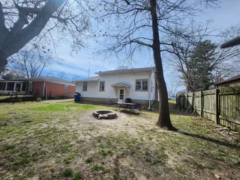 Exterior - 710 N Maple St, Sparta, IL 62286 photo 5 of 5