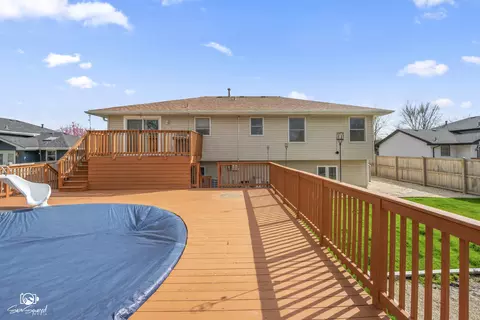 Exterior - 6907 Manchester Dr, Plainfield, IL 60586 photo 5 of 9