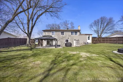 Exterior - 1003 E Alder Ln, Mount Prospect, IL 60056 photo 5 of 5