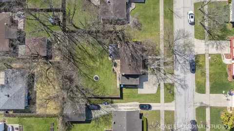 View/Area - 1003 E Alder Ln, Mount Prospect, IL 60056 photo 2 of 7
