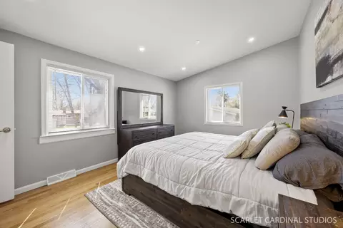 Bedroom - 1003 E Alder Ln, Mount Prospect, IL 60056 photo 1 of 4