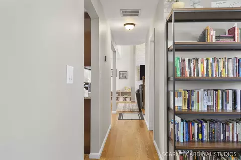 Entry Way - 1003 E Alder Ln, Mount Prospect, IL 60056 photo 1 of 2