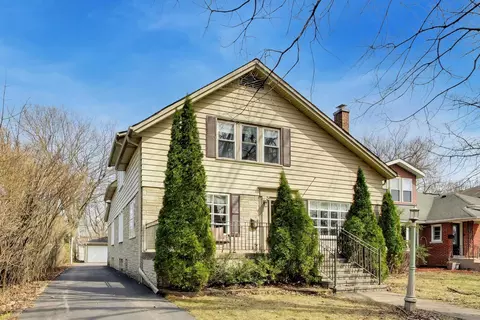 Undisclosed, Riverside, IL 60546