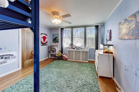 Bedroom - 283 Bartram Rd, Riverside, IL 60546 photo 8 of 9