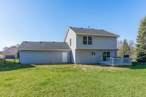 Other - 76 Parkview Dr, Eldridge, IA 52748 photo 8 of 8