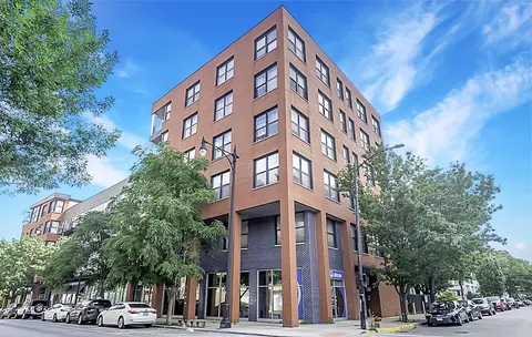 Undisclosed, Chicago, IL 60608