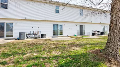 23 Fetzer Ct #2, Bloomington, IL 61704 photo 20
