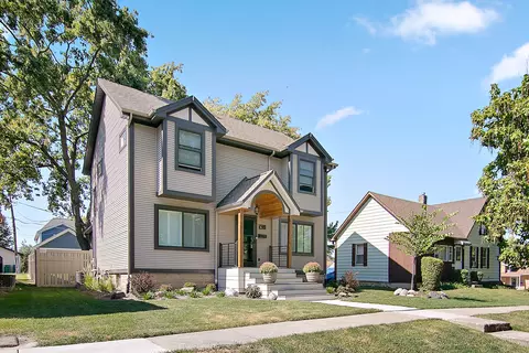 1002 Warner Ave, Lemont, IL 60439