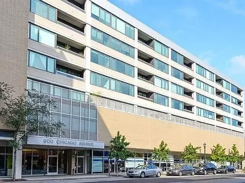 900 Chicago Ave #609, Evanston, IL 60202