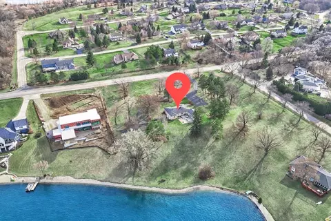 View/Area - 512 Bay Rd, Mchenry, IL 60051 photo 3 of 4
