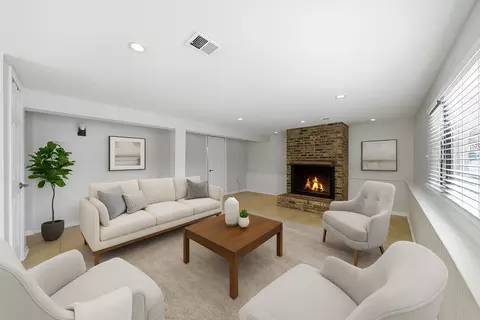 Living - 7635 S Oconto Ave, Bridgeview, IL 60455 photo 5 of 7