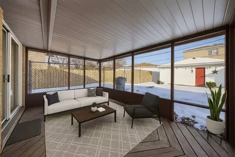 Exterior - 7635 S Oconto Ave, Bridgeview, IL 60455 photo 3 of 6