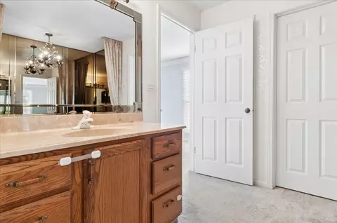 Bath - Undisclosed, Naperville, IL 60563 photo 3 of 3