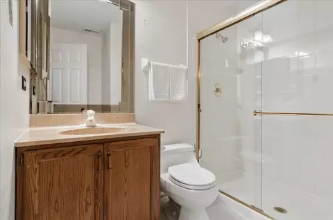 Bath - Undisclosed, Naperville, IL 60563 photo 2 of 3