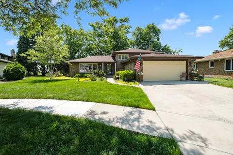 15426 Primrose Ct, Orland Park, IL 60462