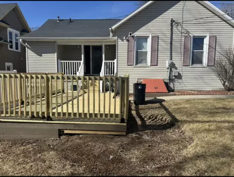 Exterior - 1017 Pulaski St, Peru, IL 61354 photo 1 of 3