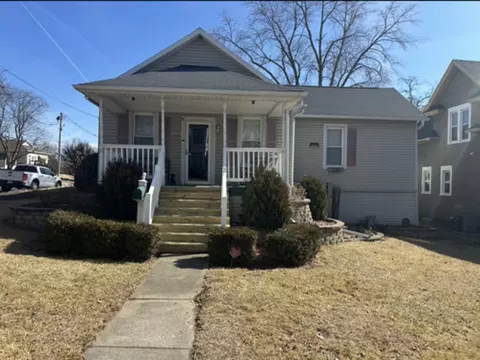 1017 Pulaski St, Peru, IL 61354