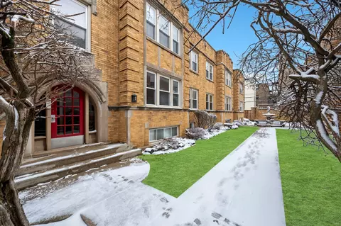 Exterior - 4209 N Keystone Ave #2W, Chicago, IL 60641 photo 2 of 3