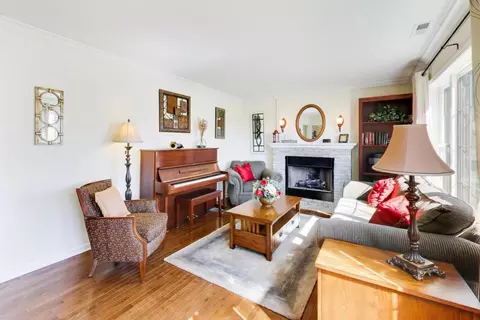 Living - 8324 44th Pl, Lyons, IL 60534 photo 1 of 5