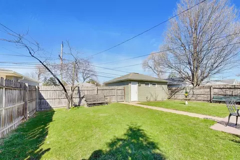 Exterior - 8324 44th Pl, Lyons, IL 60534 photo 3 of 4