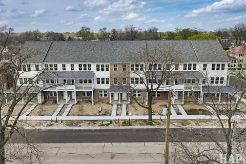 160 Washington St #160, Barrington, IL 60010