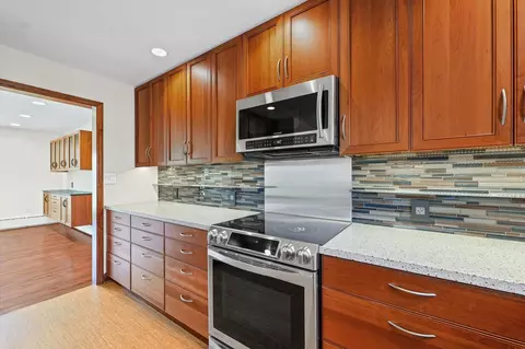 1004 Mayfair Rd, Champaign, IL 61821 photo 10