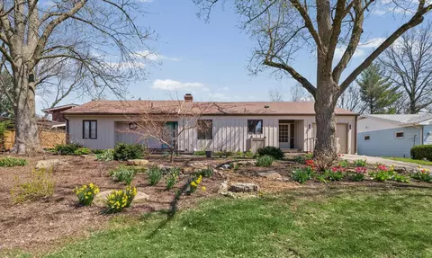 1004 Mayfair Rd, Champaign, IL 61821 photo 3