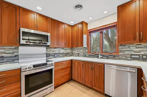 1004 Mayfair Rd, Champaign, IL 61821 photo 8