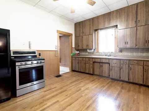 Kitchen - 420 E Benton St, Morris, IL 60450 photo 1 of 1