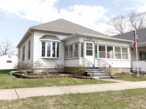Exterior - 420 E Benton St, Morris, IL 60450 photo 2 of 5