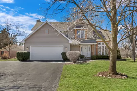 41034 N 1st St, Antioch, IL 60002