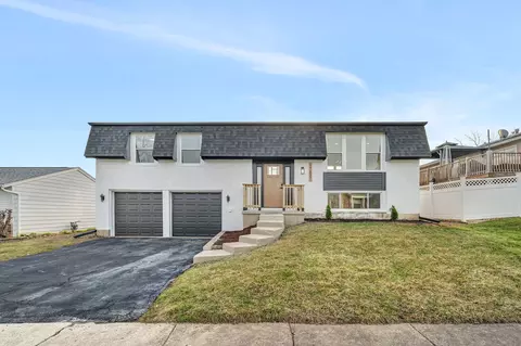 17831 Arlington Dr, Country Club Hills, IL 60478