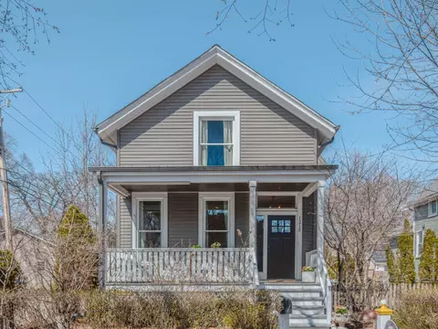 1215 Washington St, Evanston, IL 60202