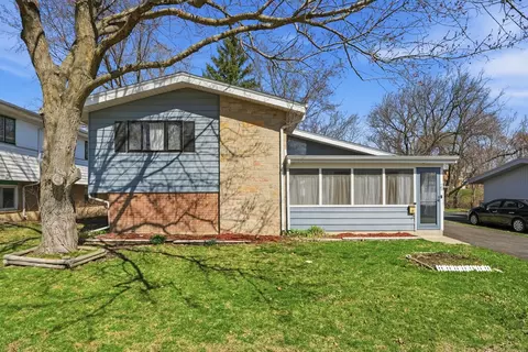 107 Chestnut St, Park Forest, IL 60466