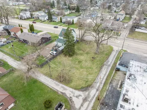 2130 Lewis Ave, North Chicago, IL 60064