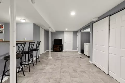 4820 W Haddon Ave, Chicago, IL 60651 photo 20