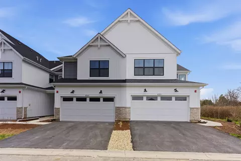 8551 Sperry Ct, Woodridge, IL 60517