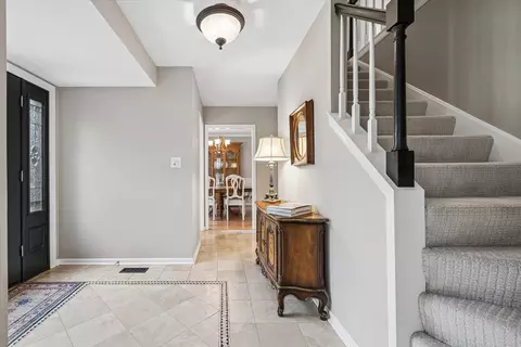 Entry Way - 4233 Oaksbury Ln, Rolling Meadows, IL 60008 photo 2 of 2