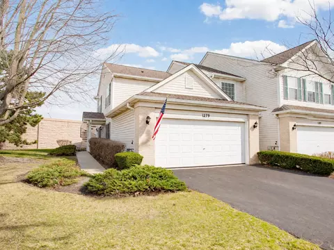 1279 Merrimack Ct, Crystal Lake, IL 60014