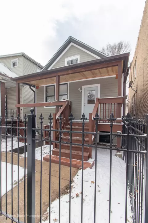 6334 S Saint Lawrence Ave, Chicago, IL 60637