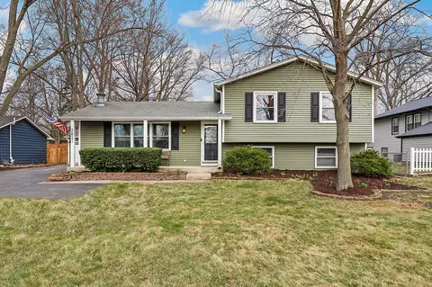 26 W524 Jewell Rd, Winfield, IL 60190