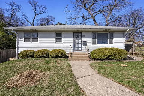 630 W Lombard St, Davenport, IA 52803