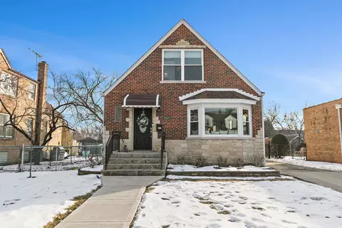 2627 Clarke St, River Grove, IL 60171